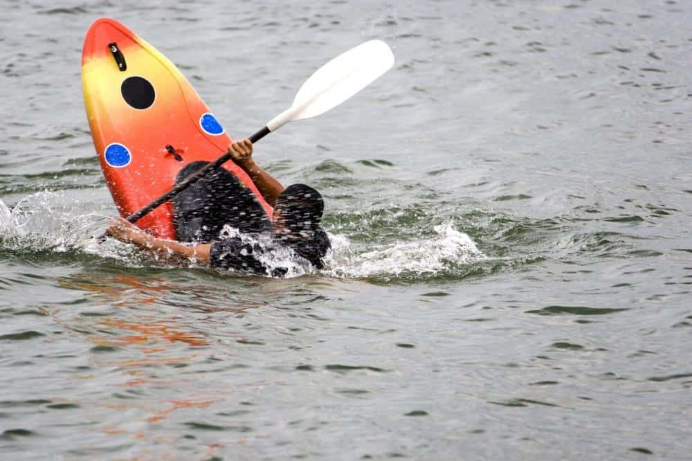 kayak danger